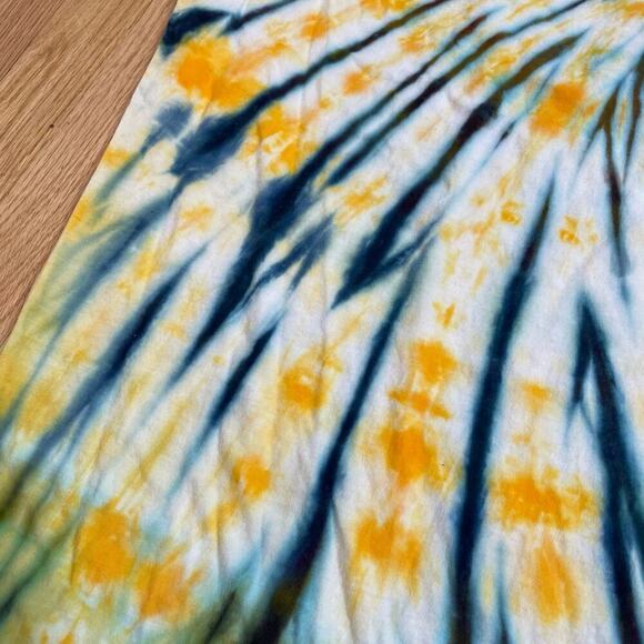 handmade tie dyed unisex tshirt two-tone spiral vneck XL - Picture 4 of 7